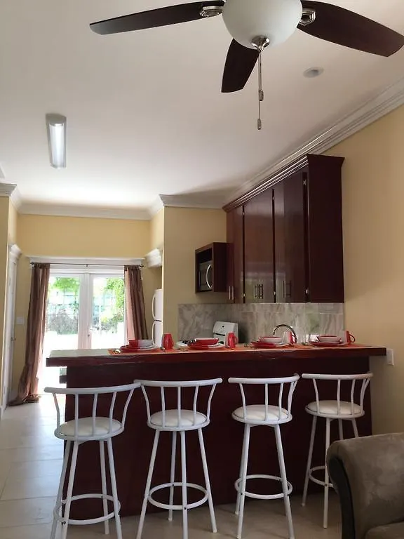 Mangrove Cay Sea View Villas Behring Point